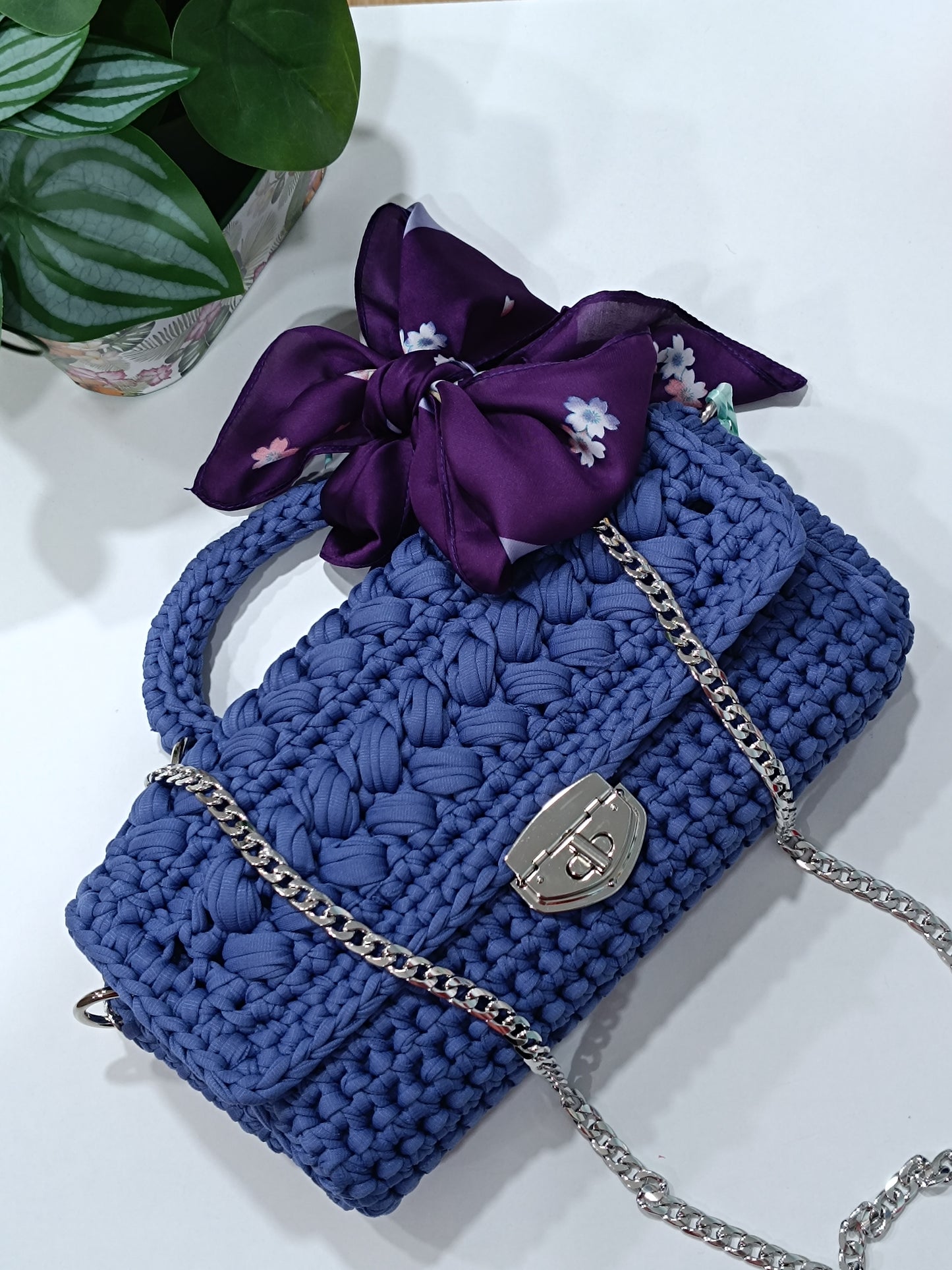 BOLSO DE MANO A CROCHET