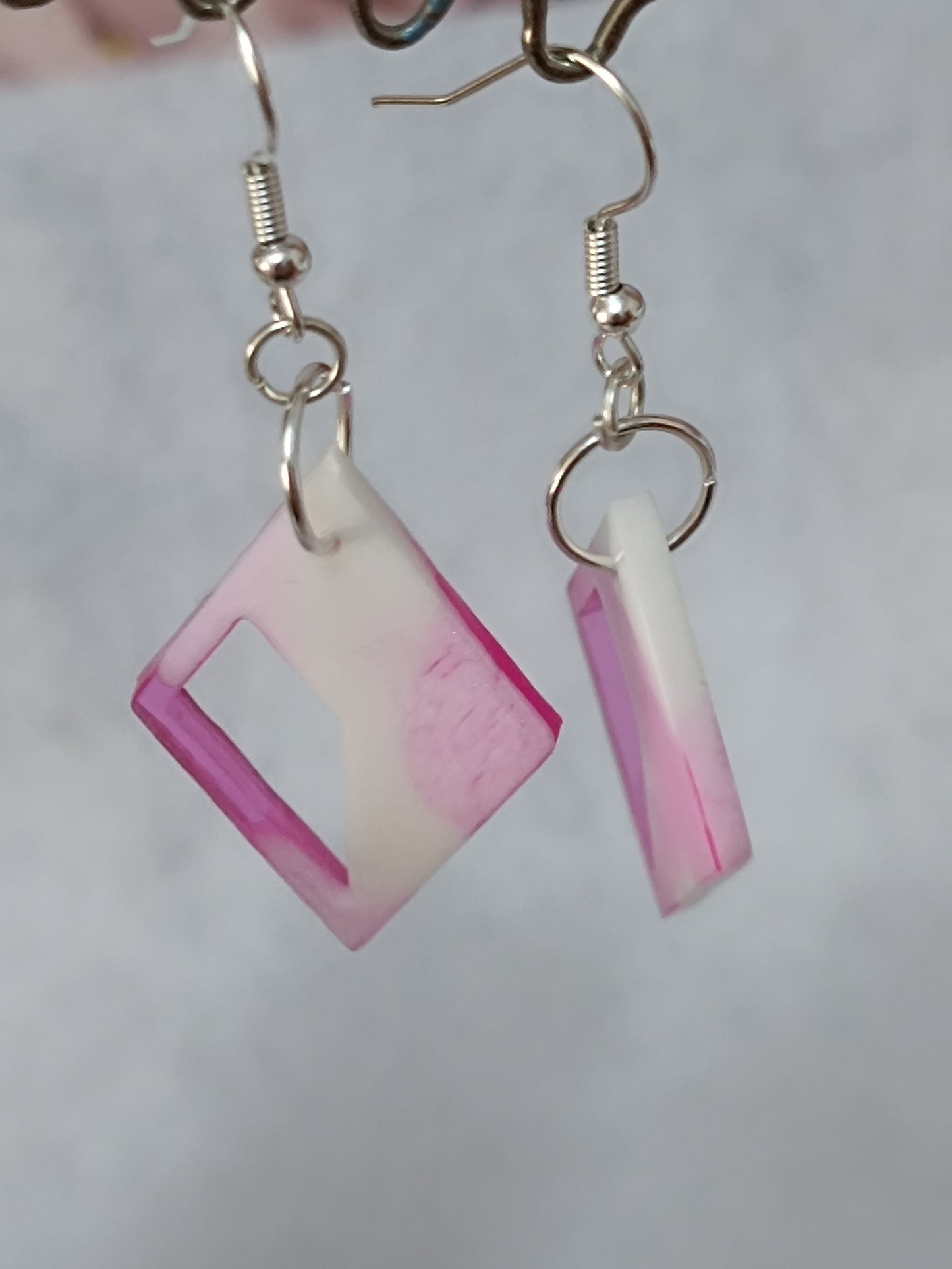 Pendientes de resina