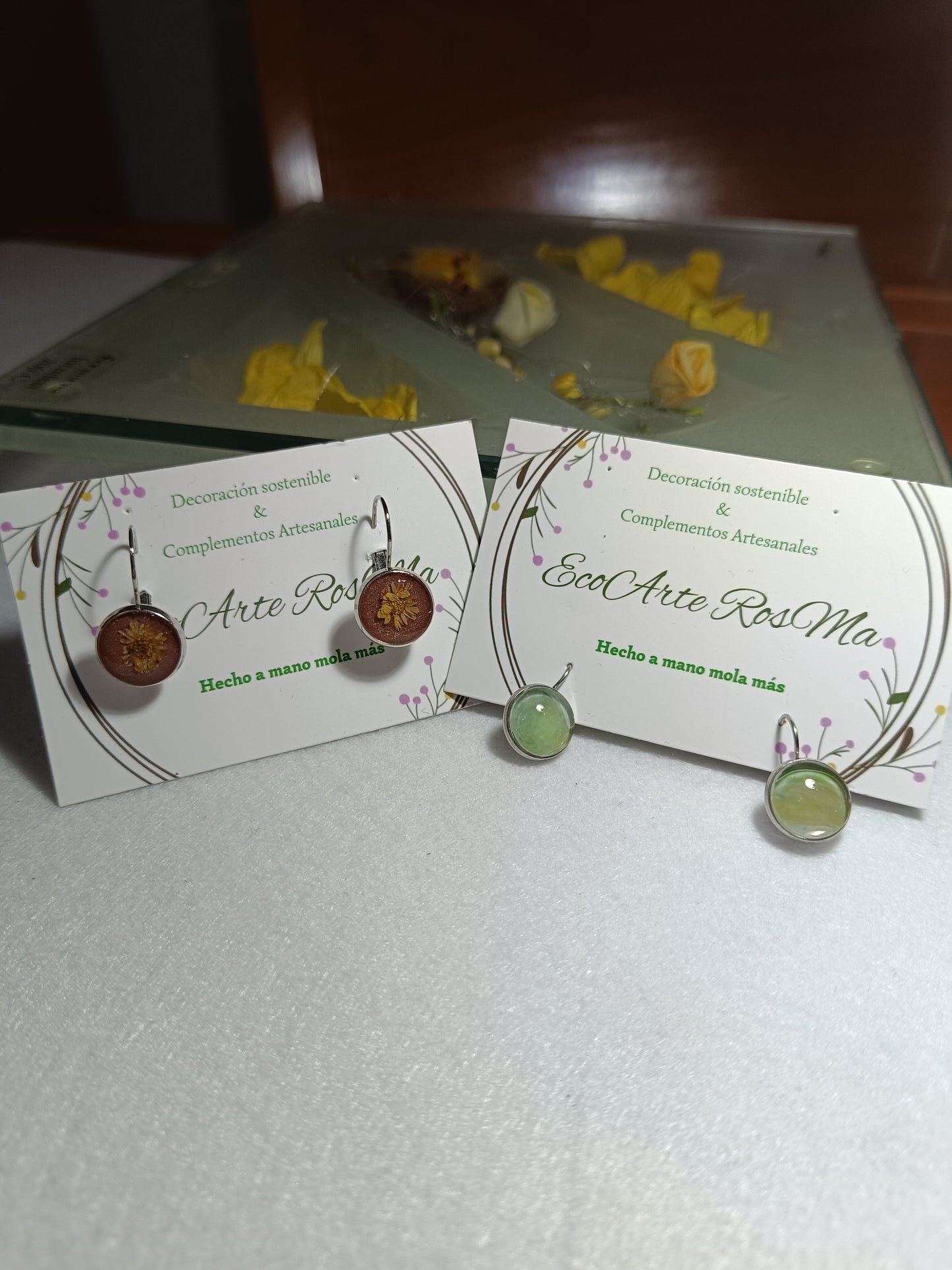 Pendientes de resina