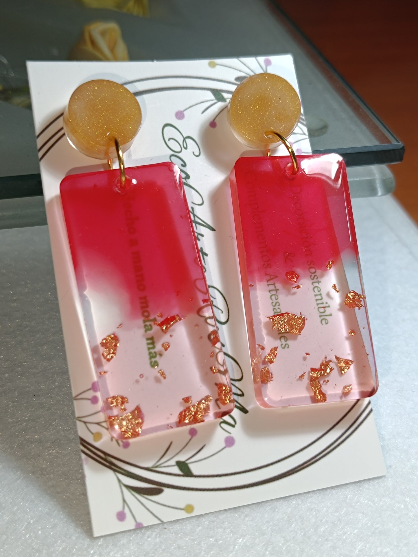 Pendientes de resina
