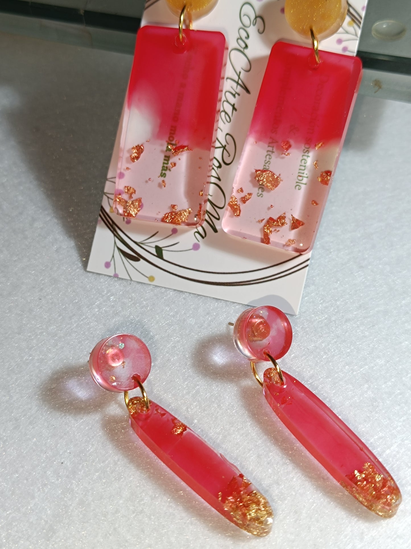 Pendientes de resina