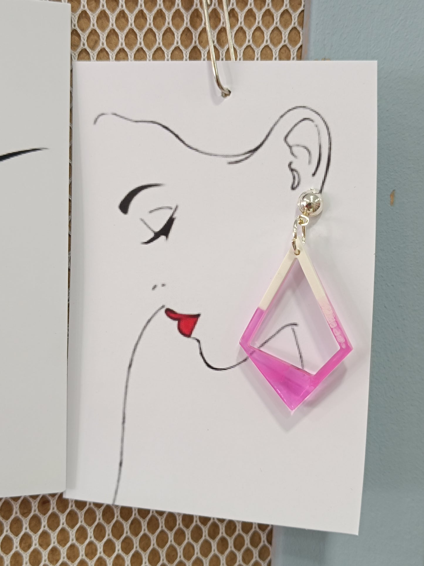 Pendientes de resina