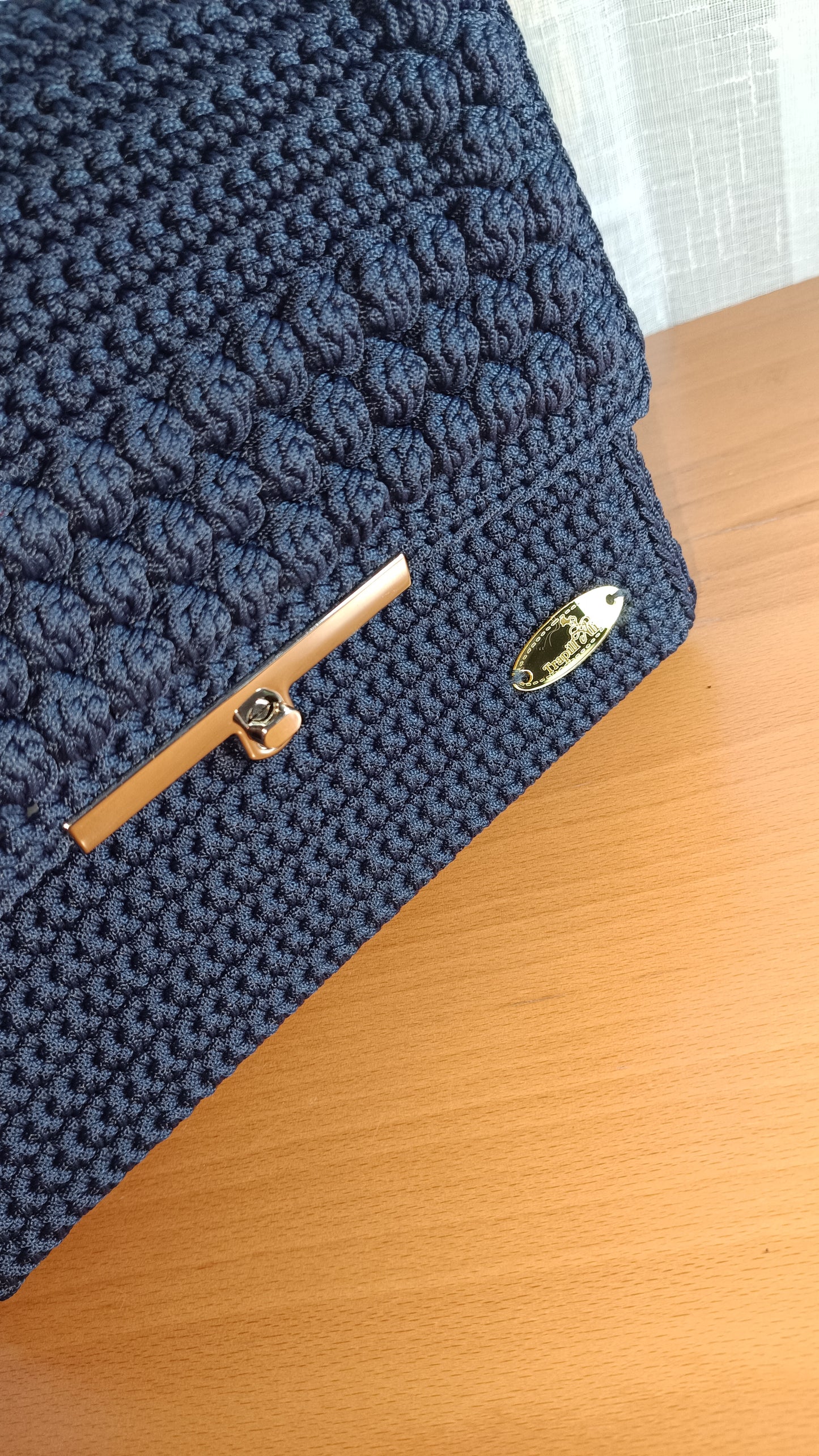 BOLSO DE MANO A CROCHET