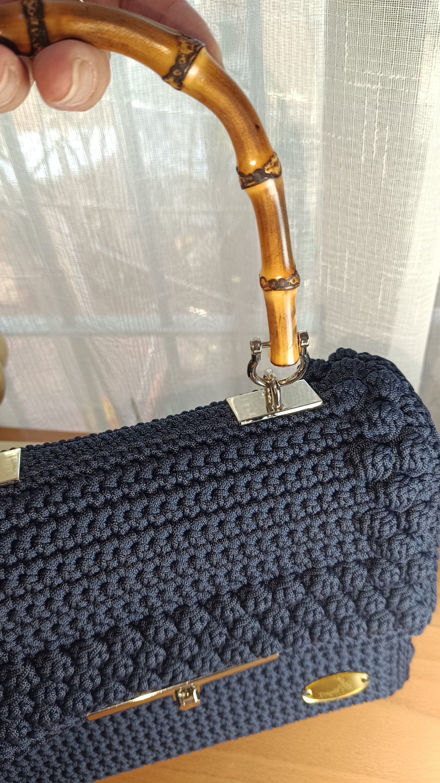 BOLSO DE MANO A CROCHET