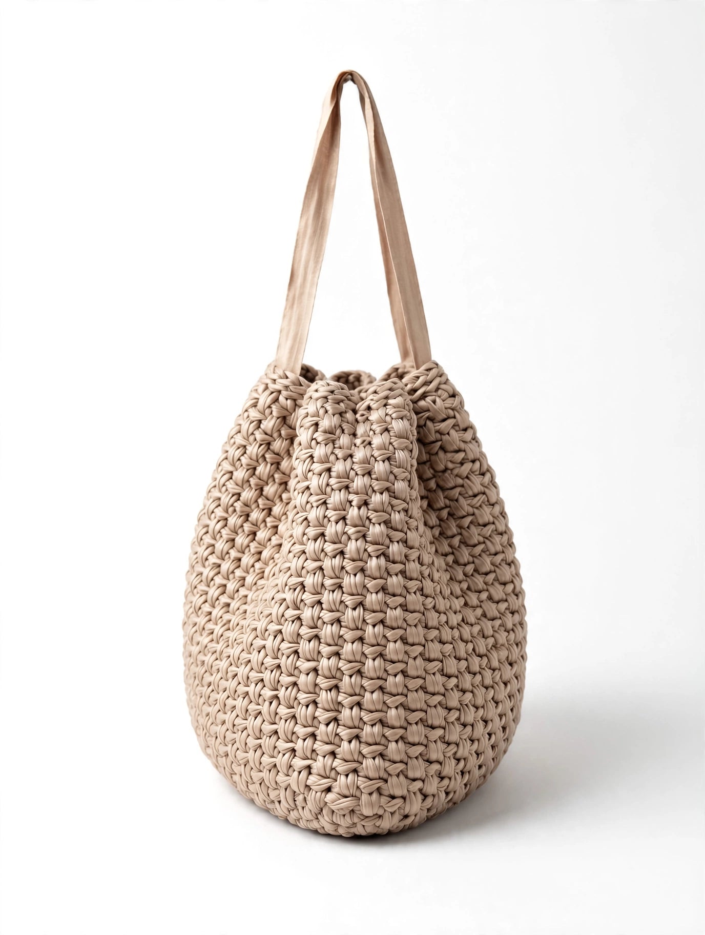 Bolso Clutch Crochet Artesano Beige Satinado - 28x17cm - Hecho a Mano en España | TRAPILLALI