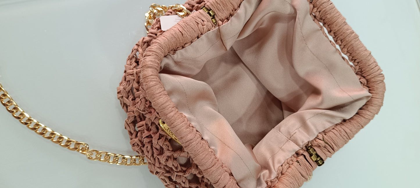 Clutch de rafia