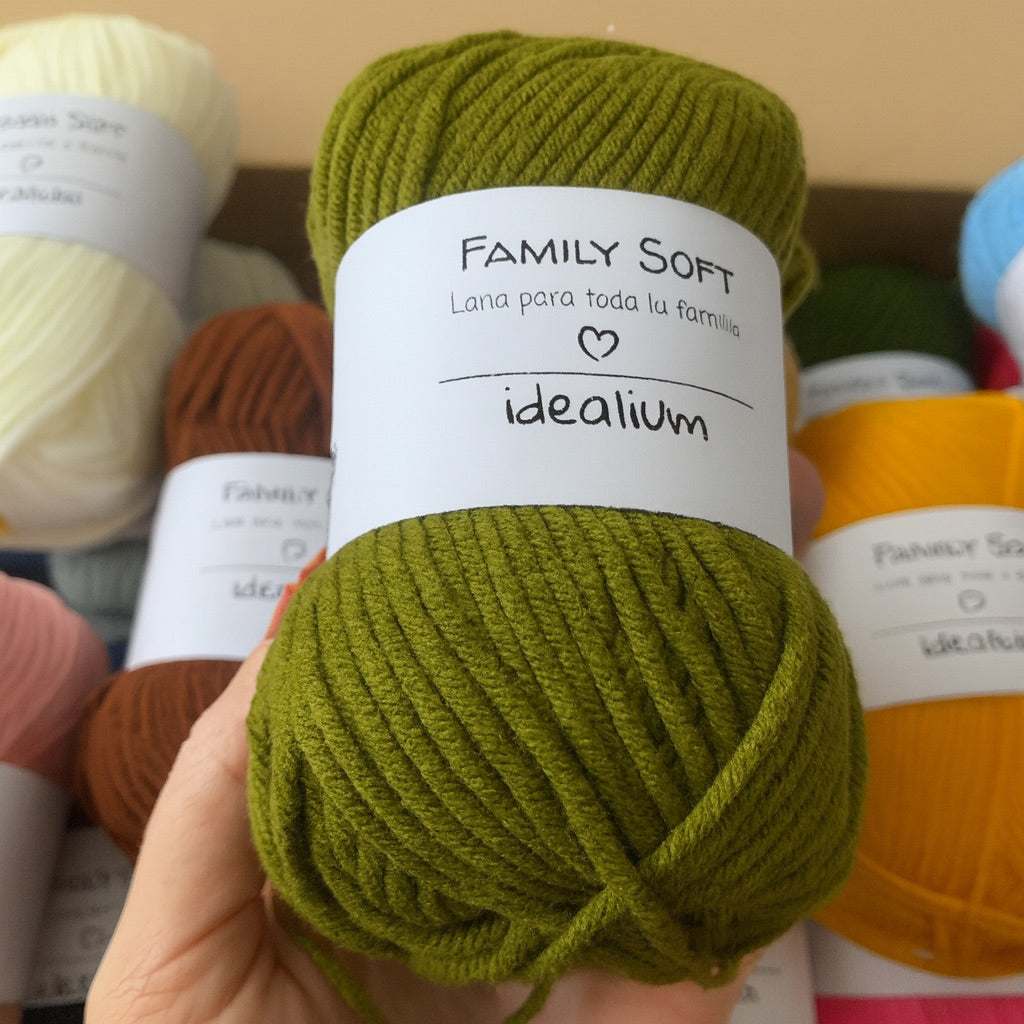 Ovillo Idealium Family Soft – Lana para toda la familia 50 g