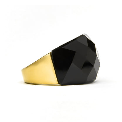 Anillo acabado en oro amarillo 18k