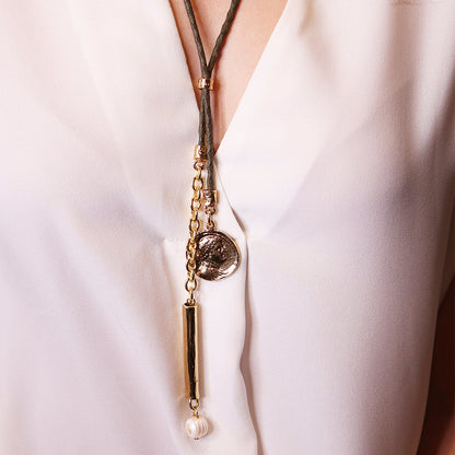 Collar largo moneda Auriga Monsul